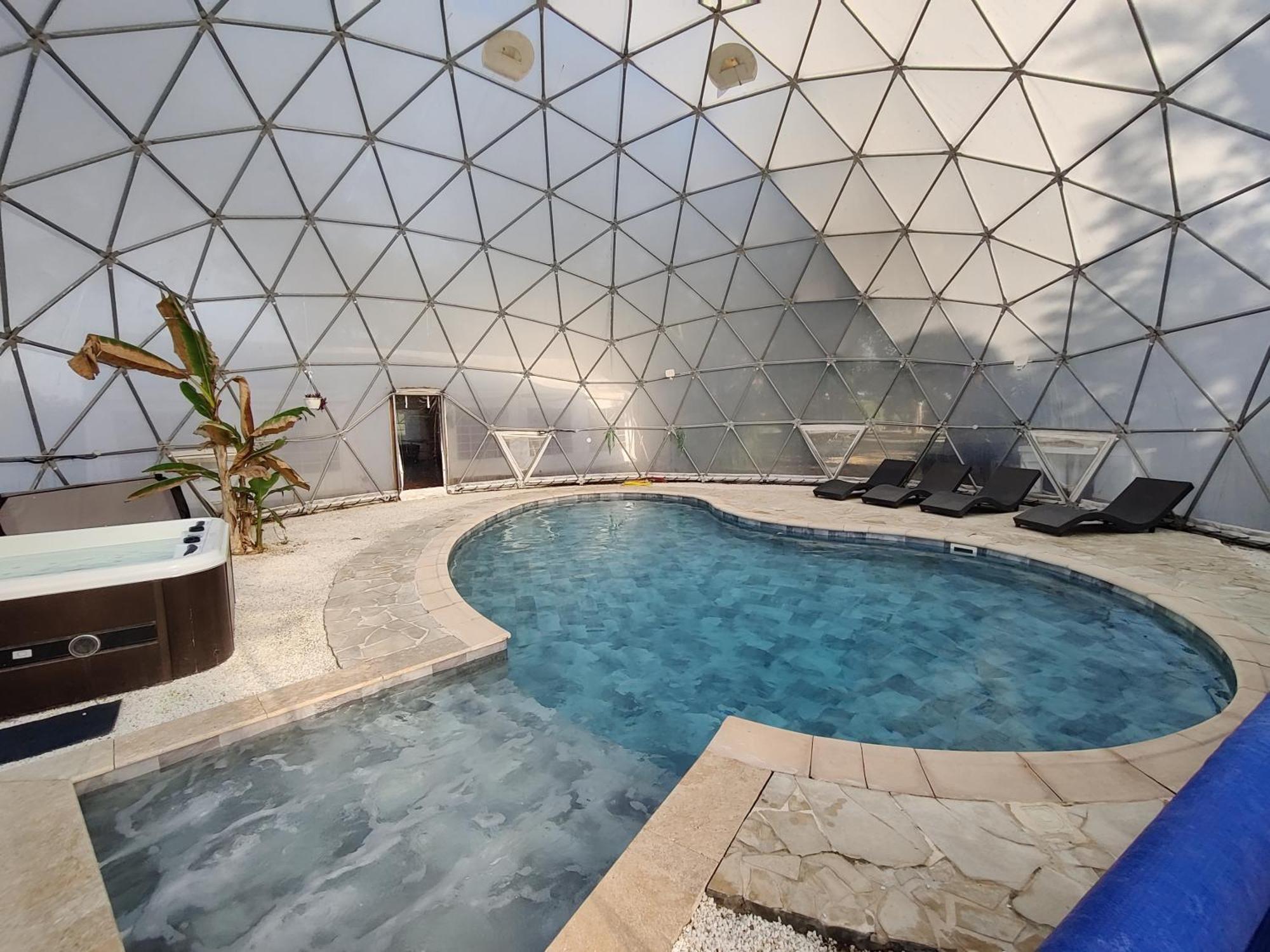 Mas Du Versadou, Dans Un Espace Naturel Protege, Piscine Couverte Chauffee Toute L'Annee, Spa Et Salle De Jeux Saint-Gilles  Eksteriør bilde